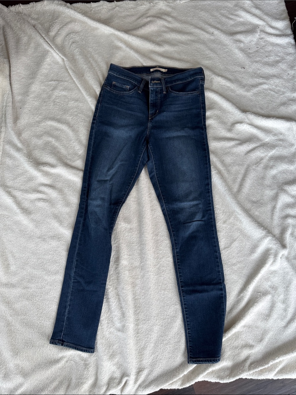 Levi’s 311 Jeans